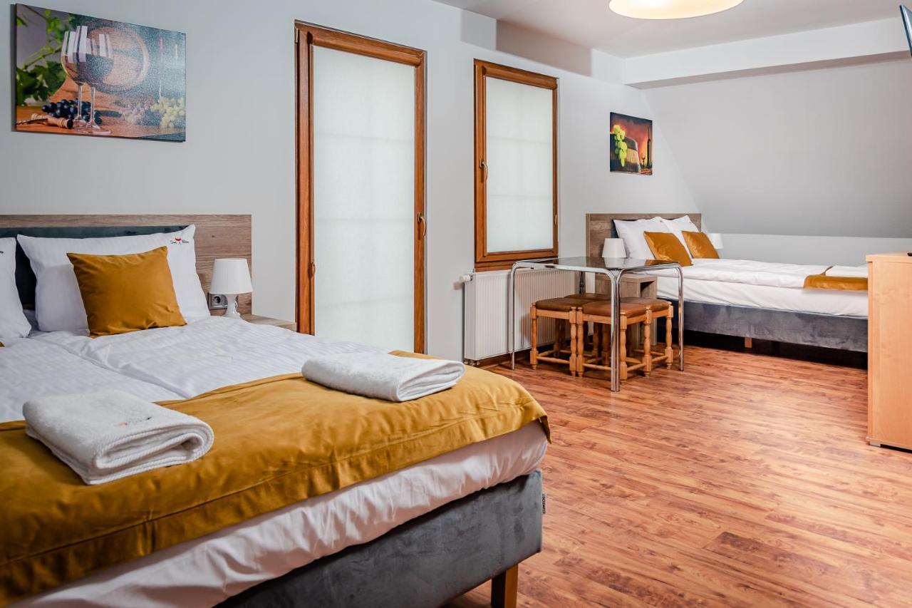 Sun & Wine Hotel Pobierowo Buitenkant foto